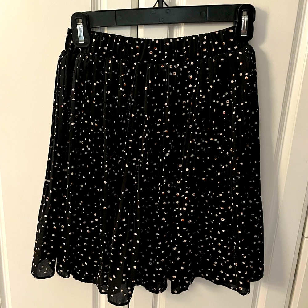 Black speckled pleated miniskirt